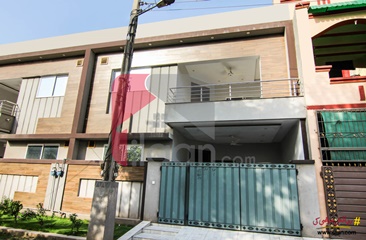 5 Marla House for Sale in Block Q, Phase 2, Johar Town, Lahore