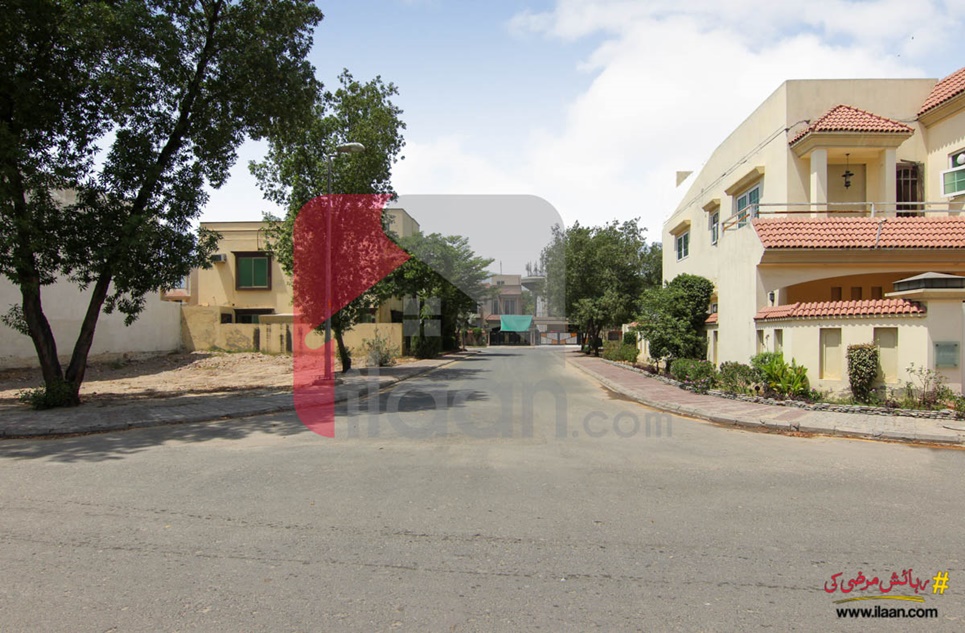 261 Sq.ft Shop for Sale in Jasmine Block, Sector C, Bahria Town, Lahore