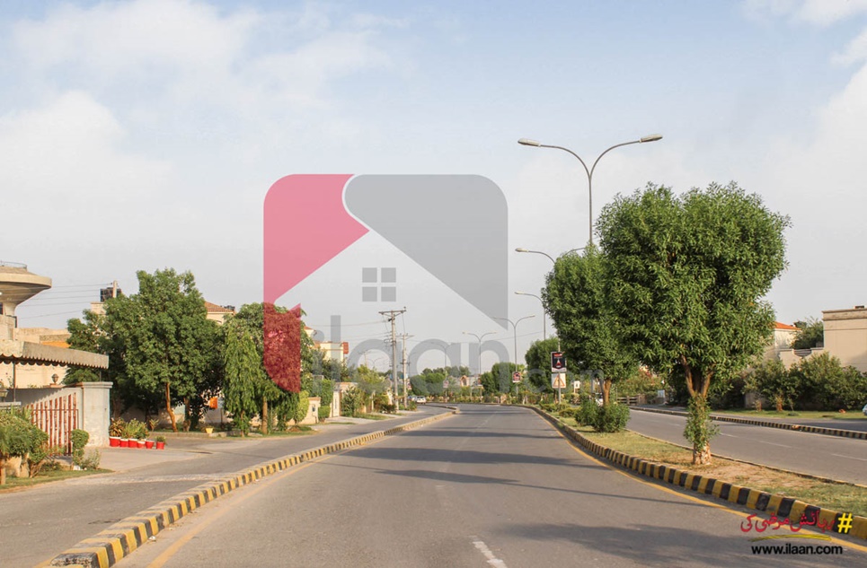 10 Marla House for Rent in Eden Avenue, Lahore