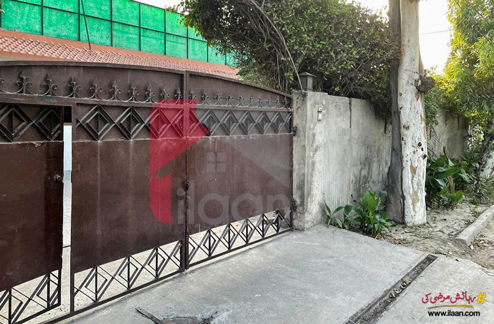 2 Kanal House for Sale in on Maulana Shaukat Ali Road, Kot Lakhpat, Lahore