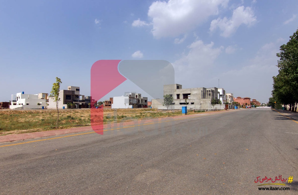 351 Sq.ft Shop for Sale in Nishtar Block, Sector E, Bahria Town, Lahore