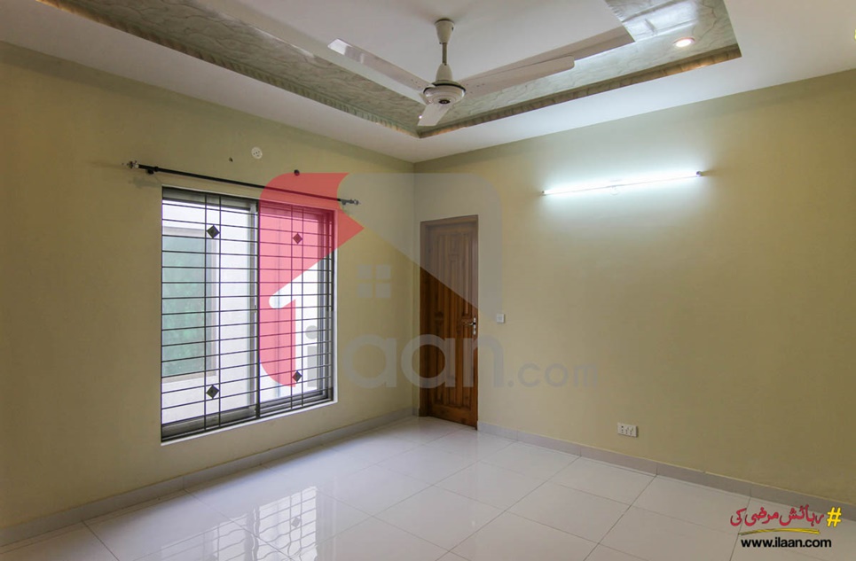 8 Marla House for Sale in Umar Block, Bahria Town, Lahore