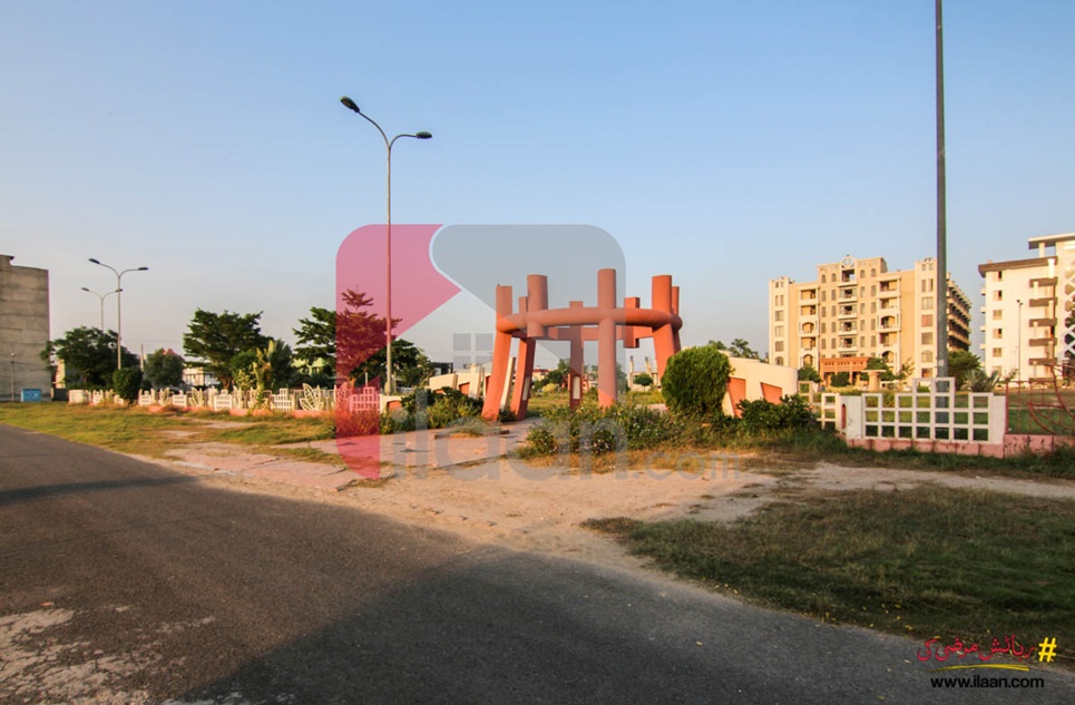 9 Marla Plot (Plot no 197) for Sale in Block Q, Phase 8 - Air Avenue, DHA Lahore