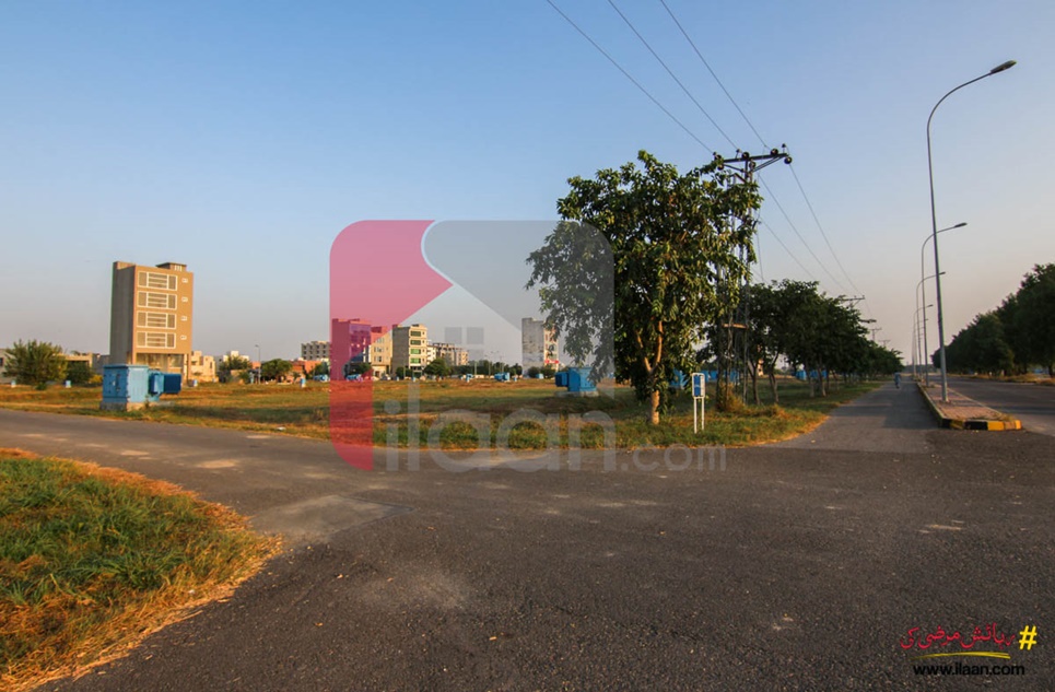 16 Marla Plot (Plot no 136) for Sale in Block Q, Phase 8 - Air Avenue, DHA Lahore