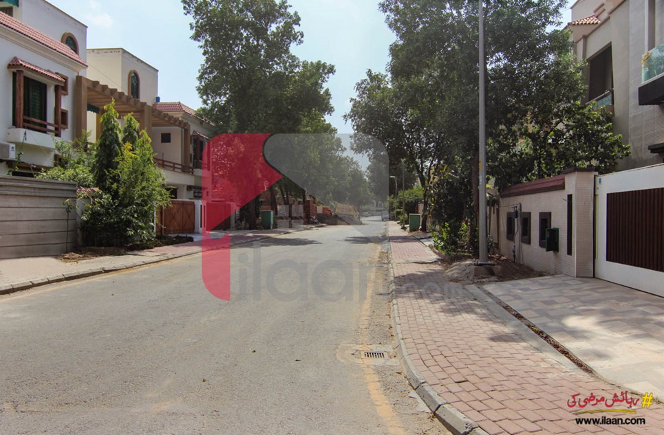 12 Marla House for Sale in Chambeli Block, Sector C, Bahria Town, Lahore