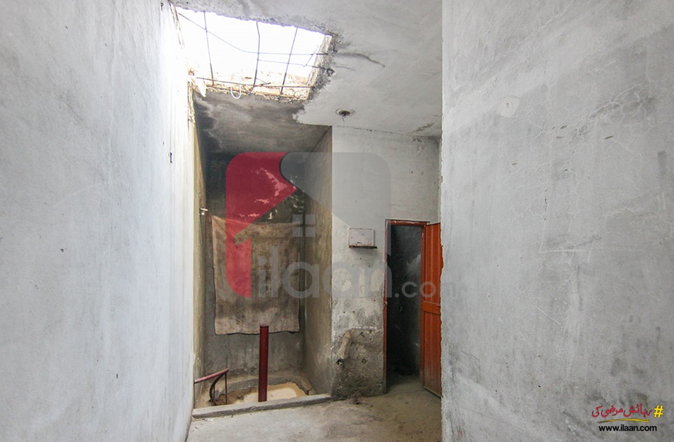10x37 ft Shop for Sale on Main Boulevard, Punjab Co-Operative Housing Society, Lahore