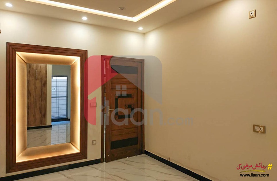 9 Marla House for Sale in Block F2, Phase 1, Johar Town, Lahore