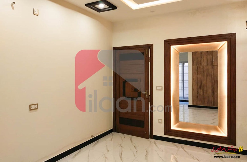 9 Marla House for Sale in Block F2, Phase 1, Johar Town, Lahore