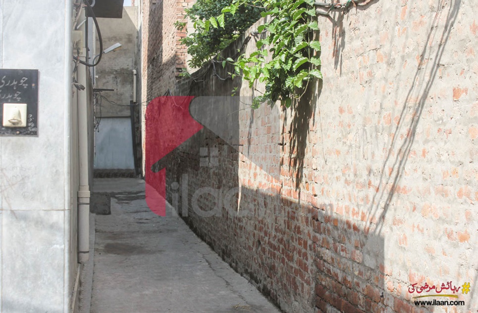 2 Marla House for Sale near Astana Naqshbandi, Daroghawala, Lahore