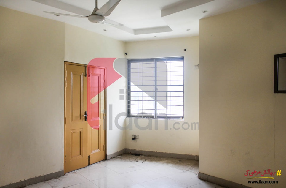 2.75 Kanal House for Sale on Defence Road, Lahore