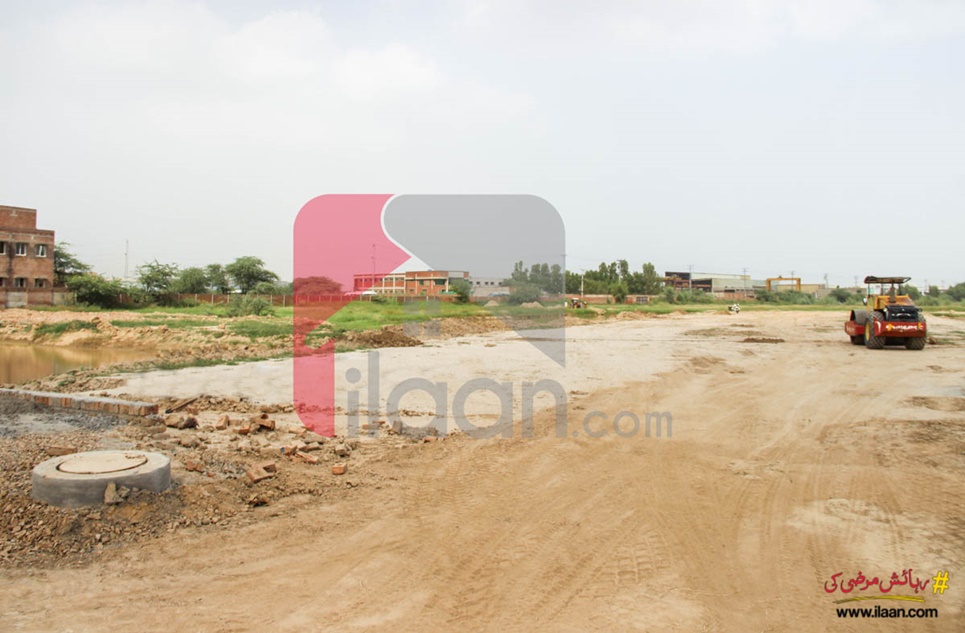 8 Marla Plot for Sale in Executive Block, Kings Town, Lahore