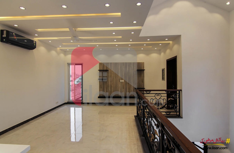 1 Kanal House for Sale in Block T, Phase 7, DHA Lahore