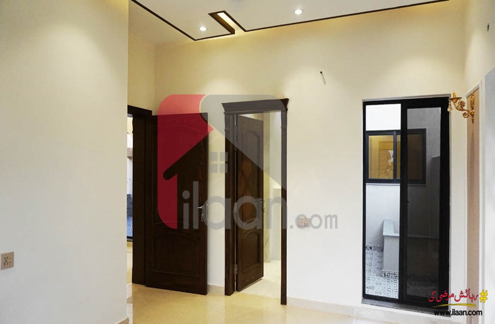 11 Marla House for Sale in Block Z, Phase 3, DHA Lahore