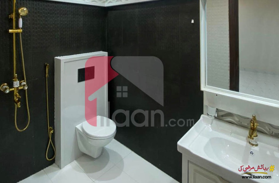 10 Marla House for Sale in Bahria Town, Lahore