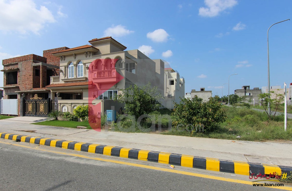 10 Marla House for Sale on Main Boulevard, Block D, Phase 9 - Town, DHA Lahore