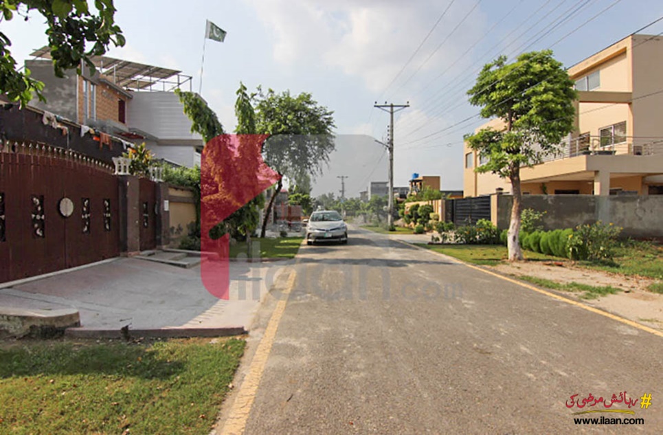 10 Marla Plot for Sale in Block C, Central Park Housing Scheme, Lahore