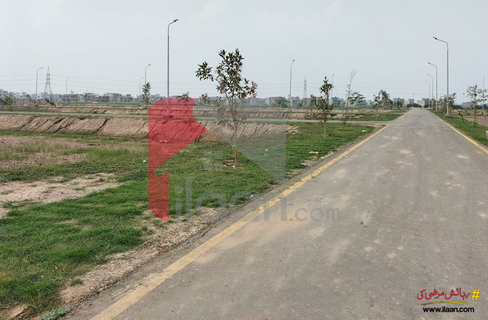 5 Marla Plot (Plot no 748) for Sale in Tauheed Block, Sector F, Bahria Town, Lahore