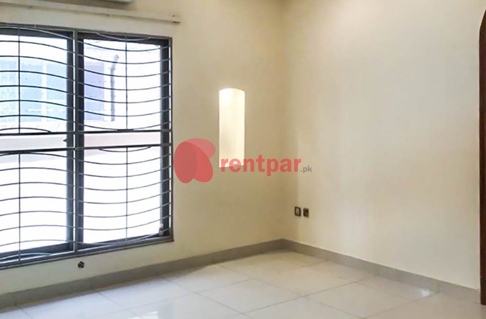 1 Kanal House for Rent in Block Z, Phase 3, DHA Lahore