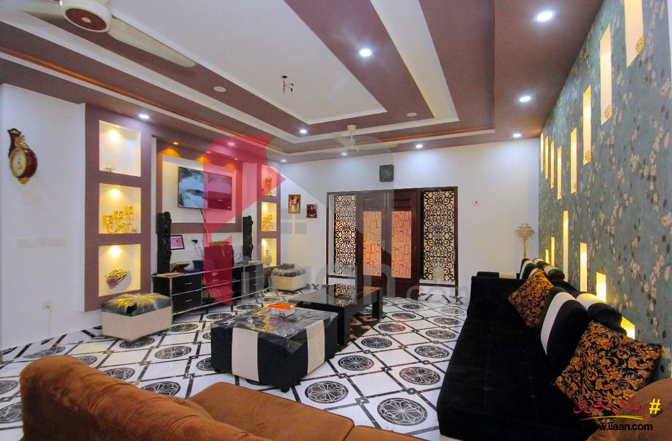 4 Kanal House for Sale on Collage Road, Township, Lahore