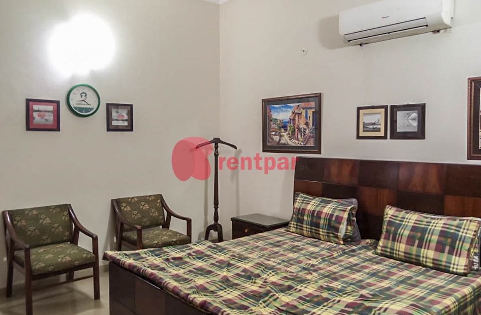 10 Marla House for Rent in Phase 8 - Park Veiw, DHA Lahore (Furnished)