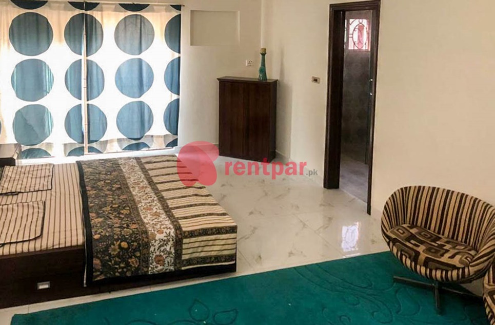 1 Kanal House for Rent in Phase 4, DHA Lahore (Furnished)