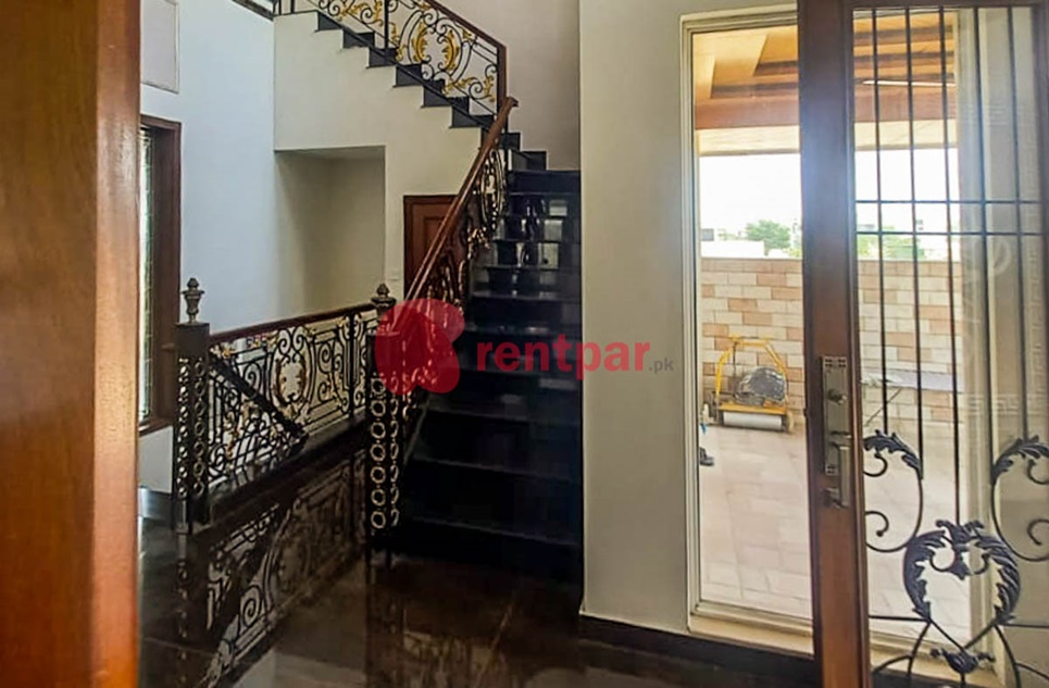 1 Kanal House for Rent in Phase 8 - Park Veiw, DHA Lahore