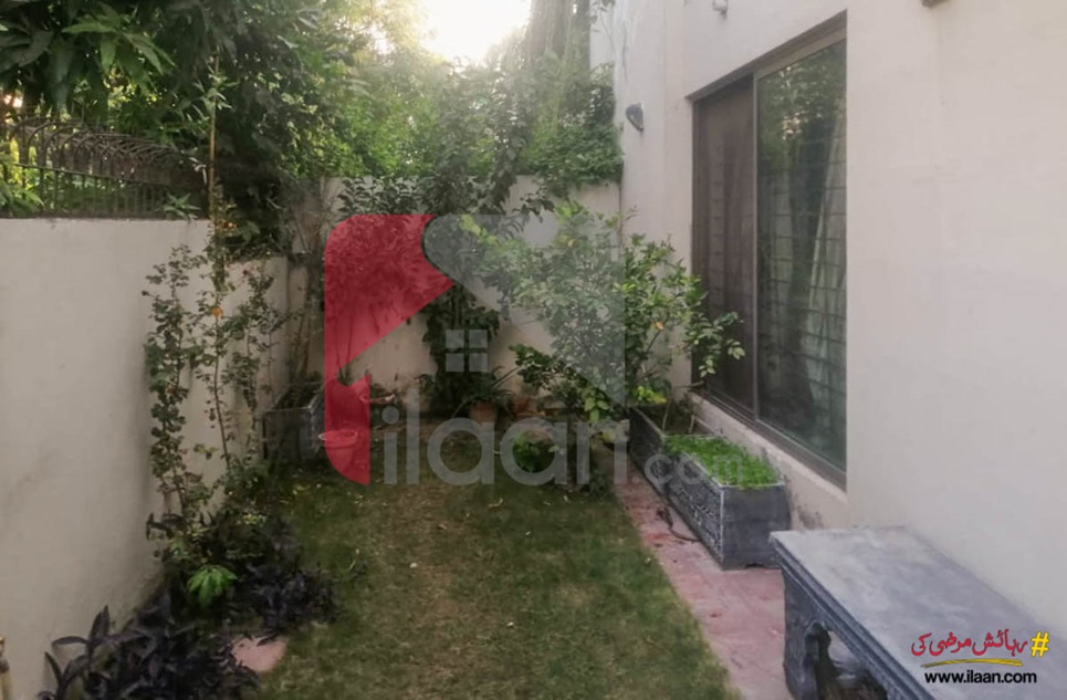 10 Marla House for Sale in Phase 8 - Park View, DHA Lahore