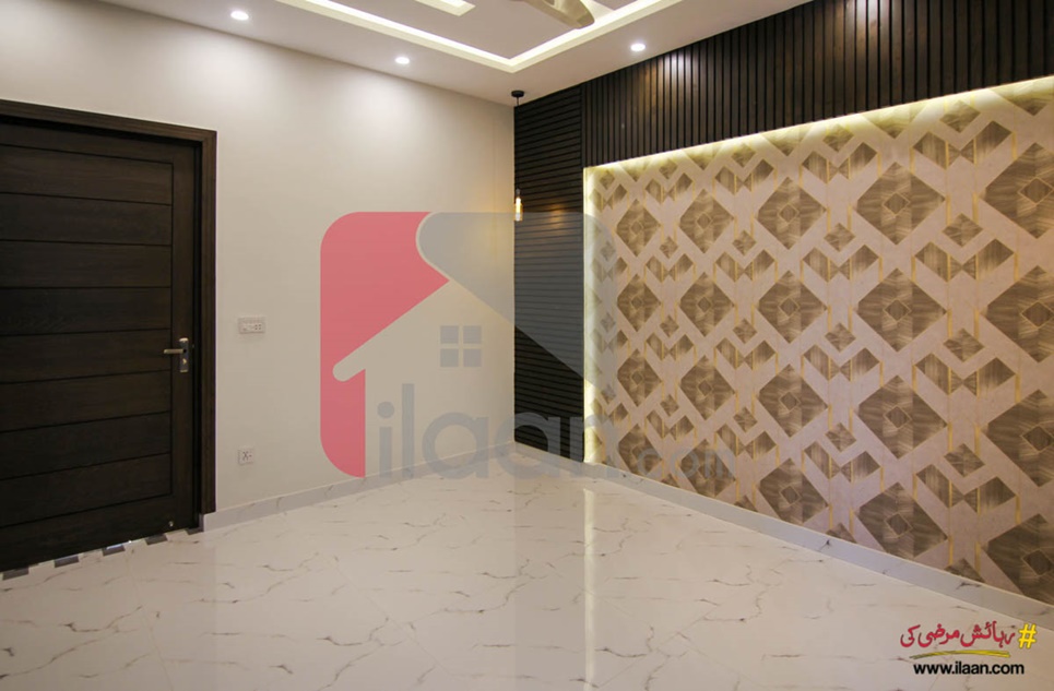 10 Marla House for Sale in Tulip Block, Sector C, Bahria Town, Lahore
