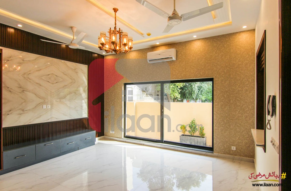 10 Marla House for Sale in Block D, Phase 4, DHA Lahore