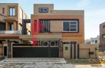 10 Marla House for Sale in Janiper Block, Sector C, Bahria Town, Lahore