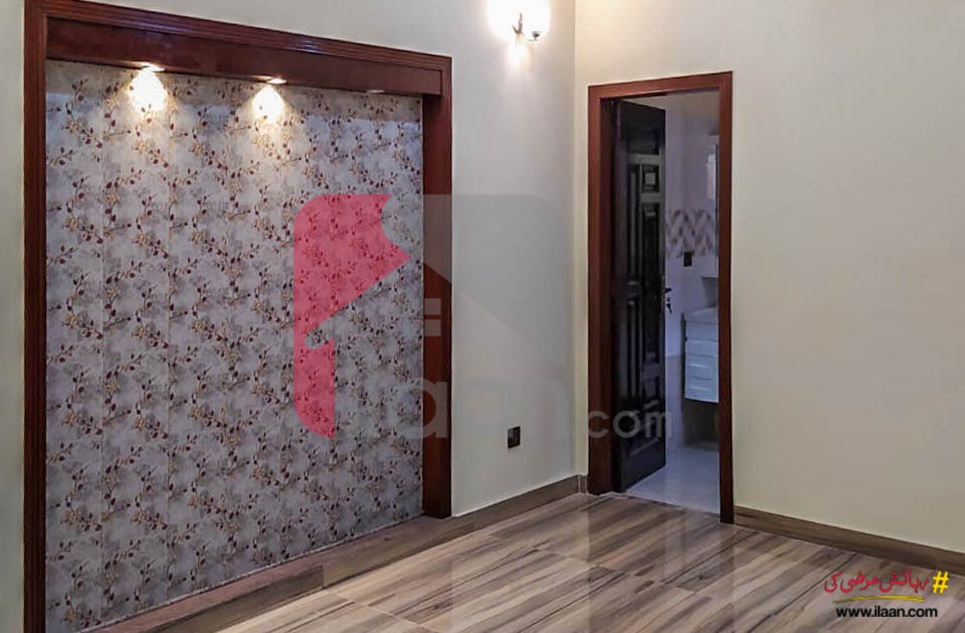 8 Marla House for Sale in Ali Block, Sector B, Bahria Town, Lahore