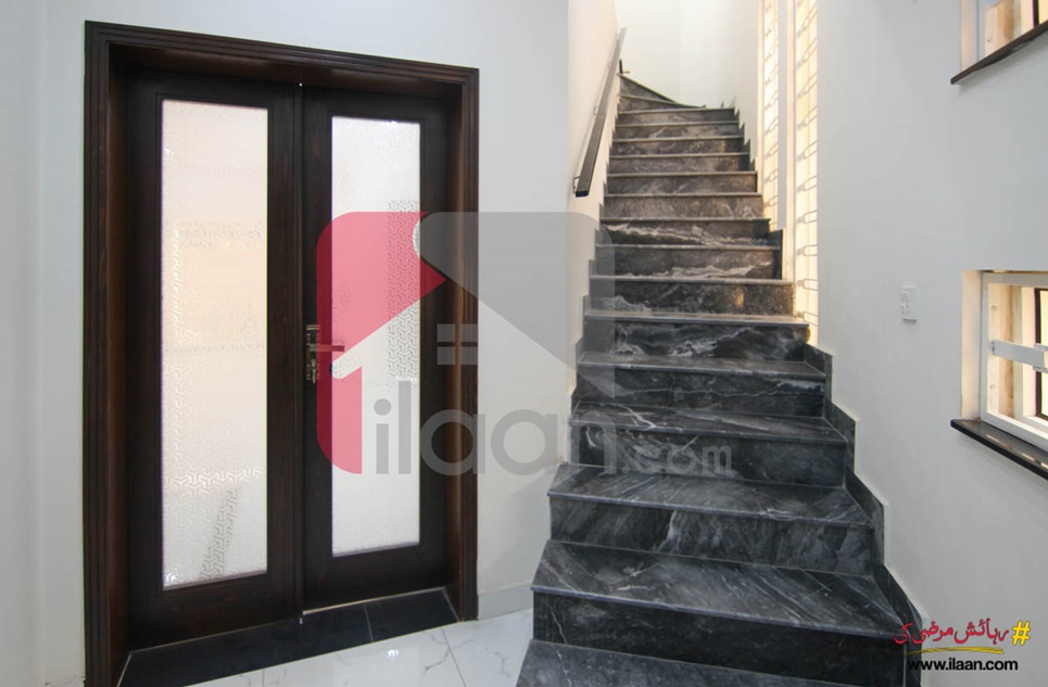 10.5 Marla House for Sale in Block AA, Sector D, Bahria Town, Lahore