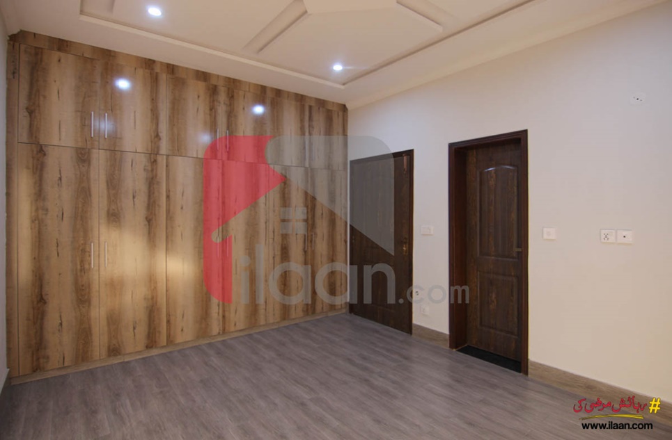10.5 Marla House for Sale in Block AA, Sector D, Bahria Town, Lahore