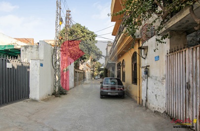 9 Marla Plot for Sale in Ahbab Colony, Lahore