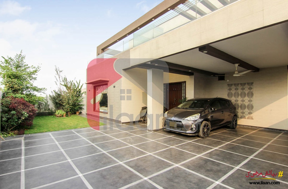 1 Kanal House for Sale in Block Z, Phase 7, DHA Lahore