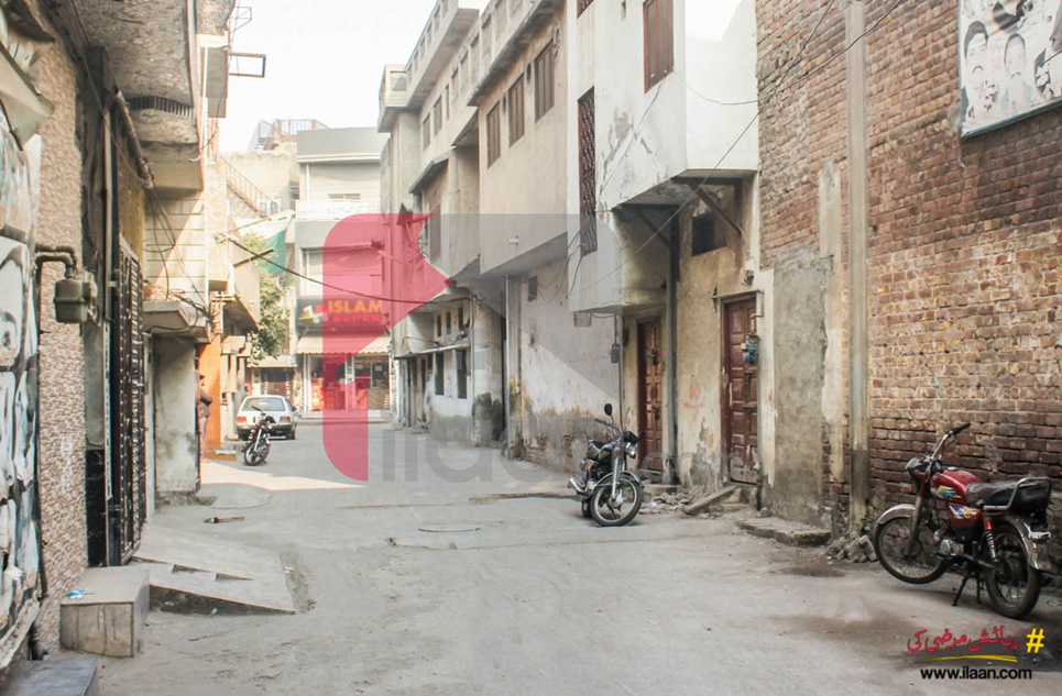 18 Marla Commercial Plot for Sale in Bilal Gunj, Lahore
