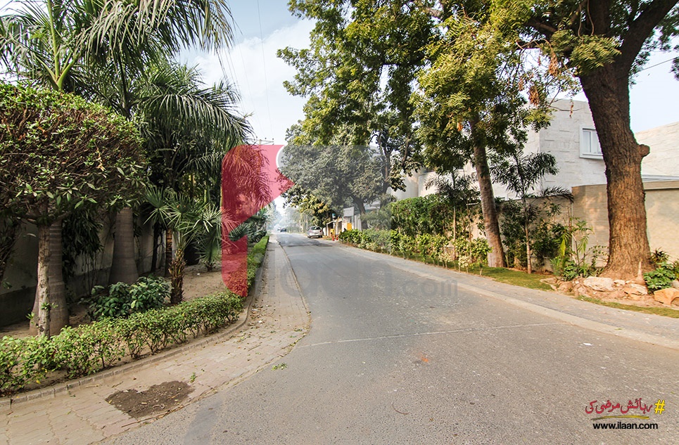10 Marla Plot for Sale in Zaman Colony, Lahore