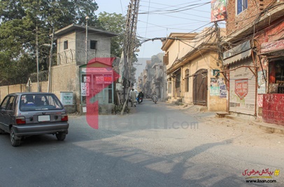 2 Marla Shop for Sale in Madina Colony, Lahore