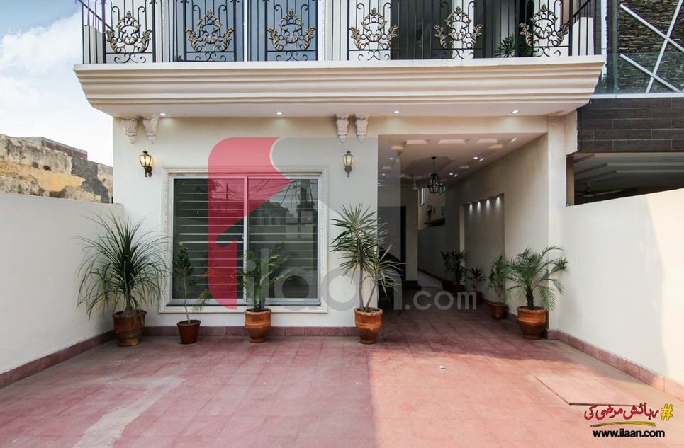 10 Marla House for Sale in Block C, Model Town, Lahore