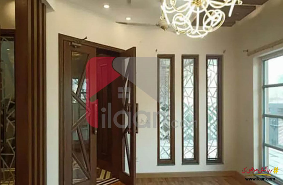 10 Marla House for Sale in Block P, Phase 8 - Air Avenue, DHA Lahore