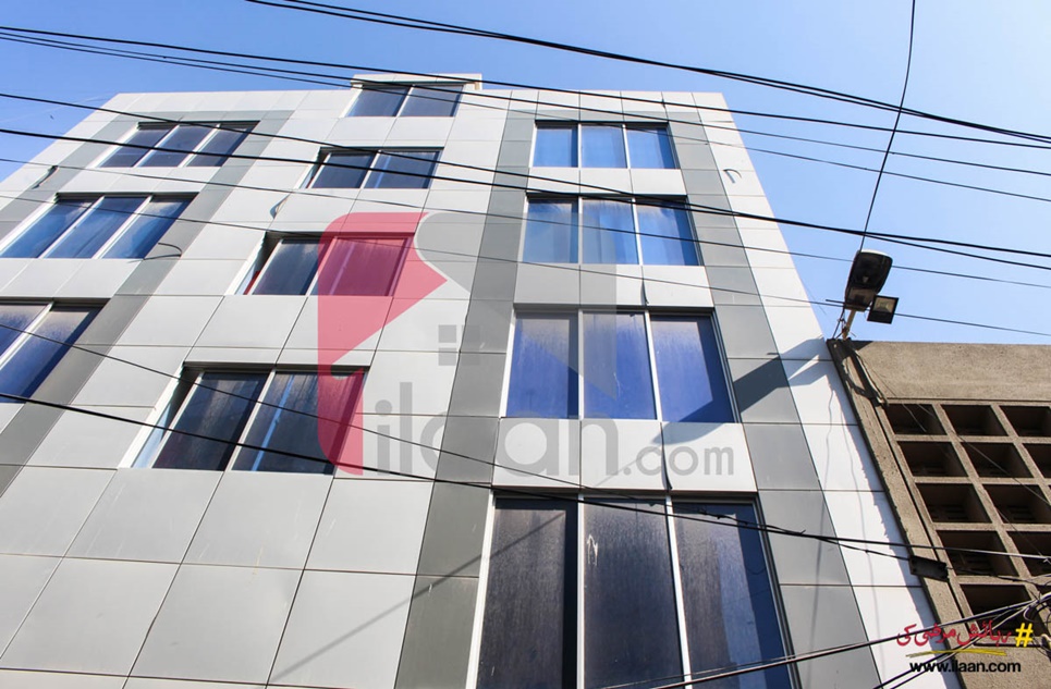 950 ( sq.ft ) apartment for sale ( third floor ) in Jami Commercial Area, Phase 7, DHA, Karachi