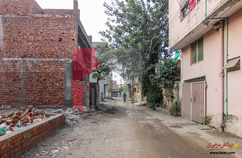 5 Marla Commercial Plot for Sale in Nadirabad, Lahore