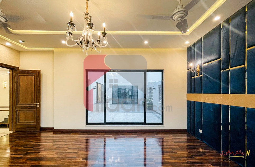 1 Kanal House for Sale in Block B, Phase 5, DHA Lahore