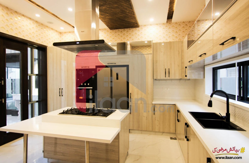1 Kanal House for Sale in Block N, Phase 6, DHA Lahore