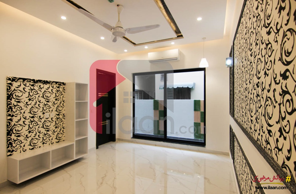 1 Kanal House for Sale in Block N, Phase 6, DHA Lahore