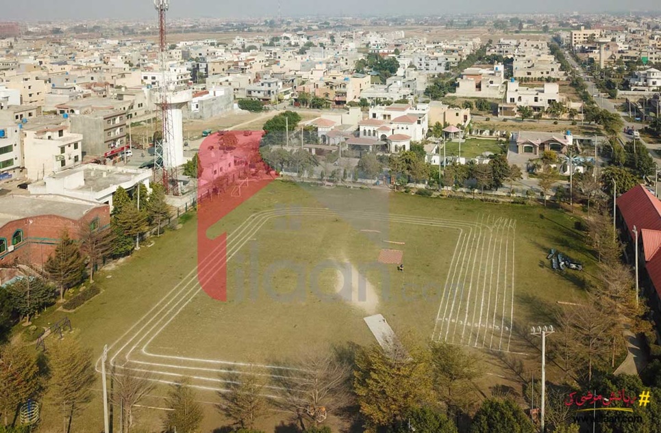 1 Bed Apartment for Sale in Kareem Plaza, Canal Garden, Lahore