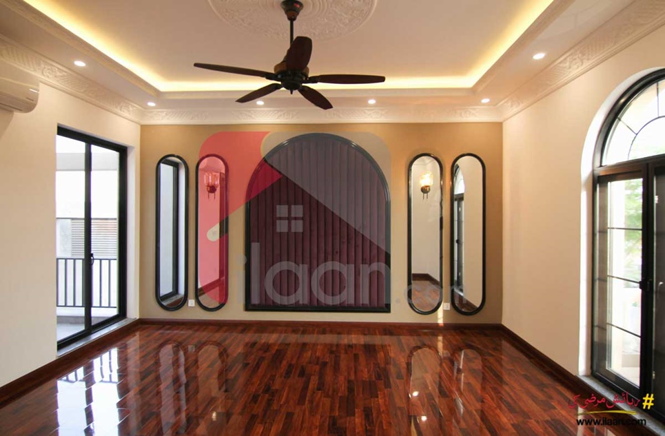 1 Kanal House for Sale in Block D, Phase 6, DHA Lahore