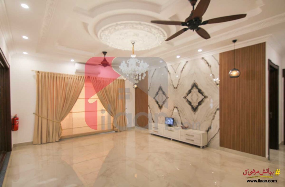 1 Kanal House for Sale in Block D, Phase 6, DHA Lahore