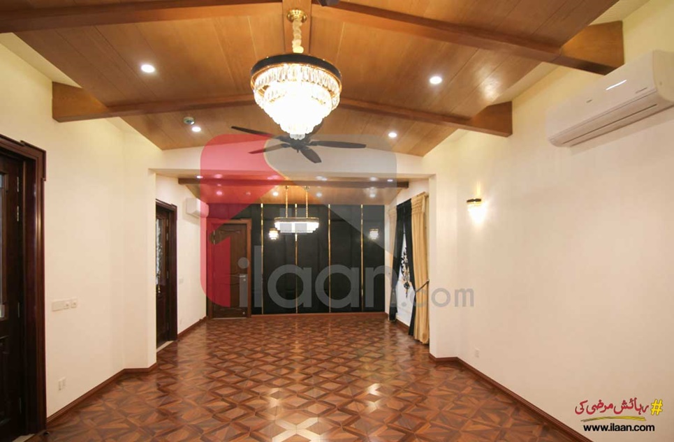 1 Kanal House for Sale in Block D, Phase 6, DHA Lahore