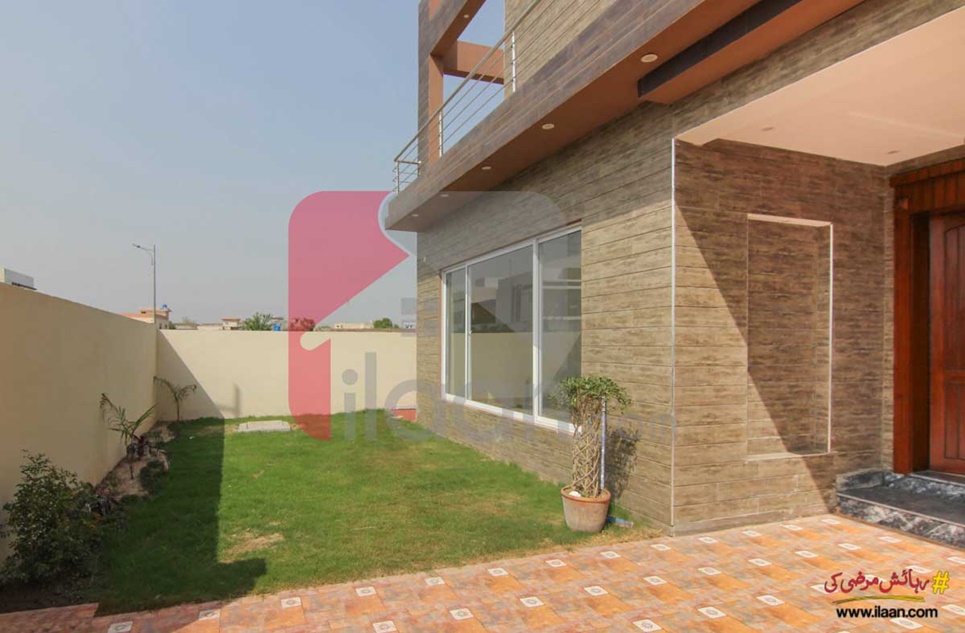 1 Kanal House for Sale in  Block Z2, Phase 7, DHA Lahore